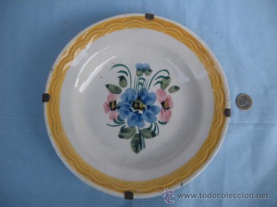 Antig&uuml;edades: ANTIGUO PLATO DE HILEROS CON FLORES - Foto 3