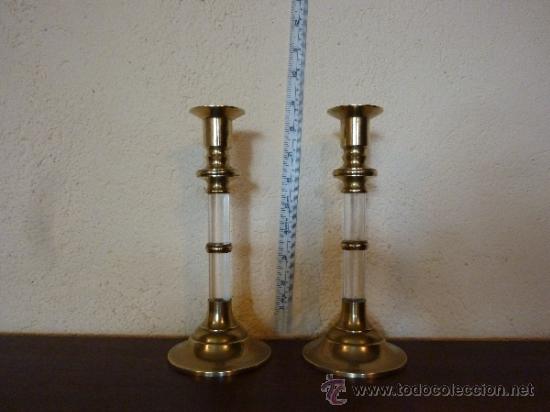 Antig&uuml;edades: Candelabros de bronce - Foto 1