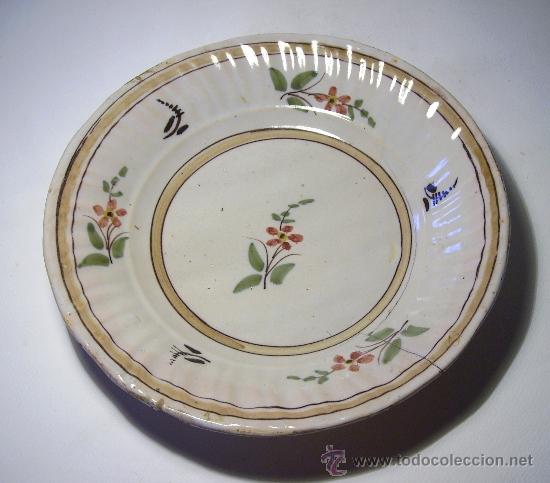 Antig&uuml;edades: PLATO  CERAMICA  DE  MANISES - Foto 1