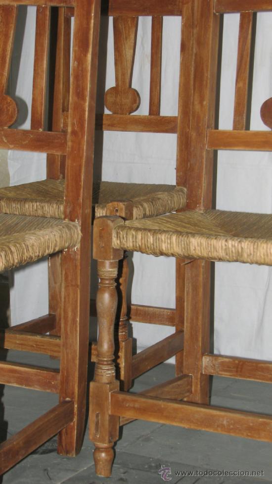 Antig&uuml;edades: CONJUNTO DE TRES ANTIGUAS SILLAS - Foto 2