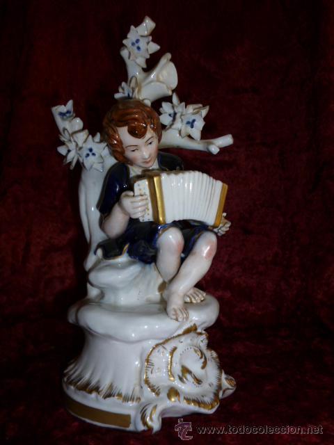 Antig&uuml;edades: Figura porcelana Hispania - Foto 2