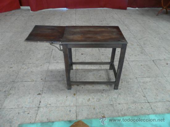 Antig&uuml;edades: MESILLA AUXILIAR - Foto 3