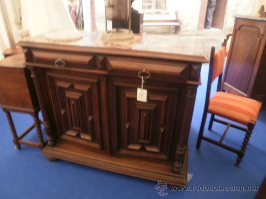 Antig&uuml;edades: COMODA CON PUERTAS - Foto 1