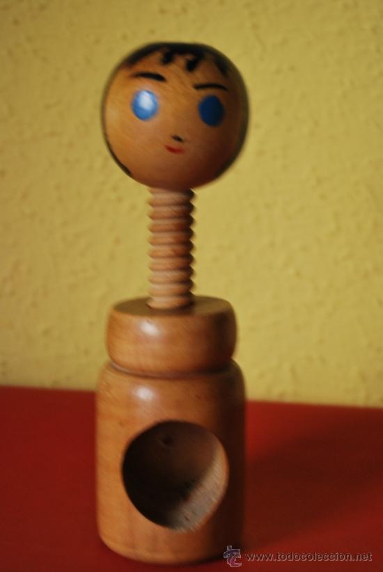 Antig&uuml;edades: CASCANUECES DE MADERA - Foto 6