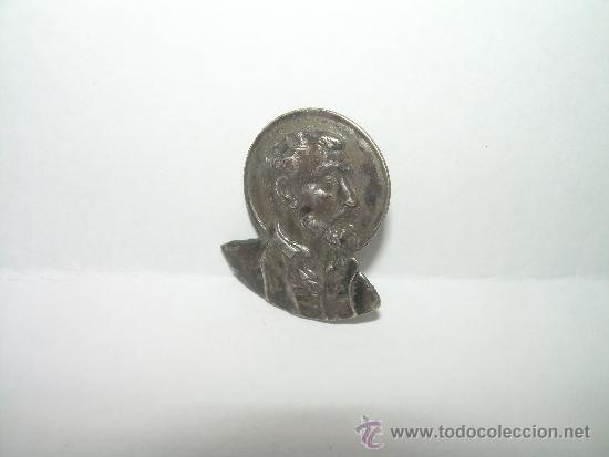 Antig&uuml;edades: ANTIGUA MEDALLA DE AGUJA. - Foto 2