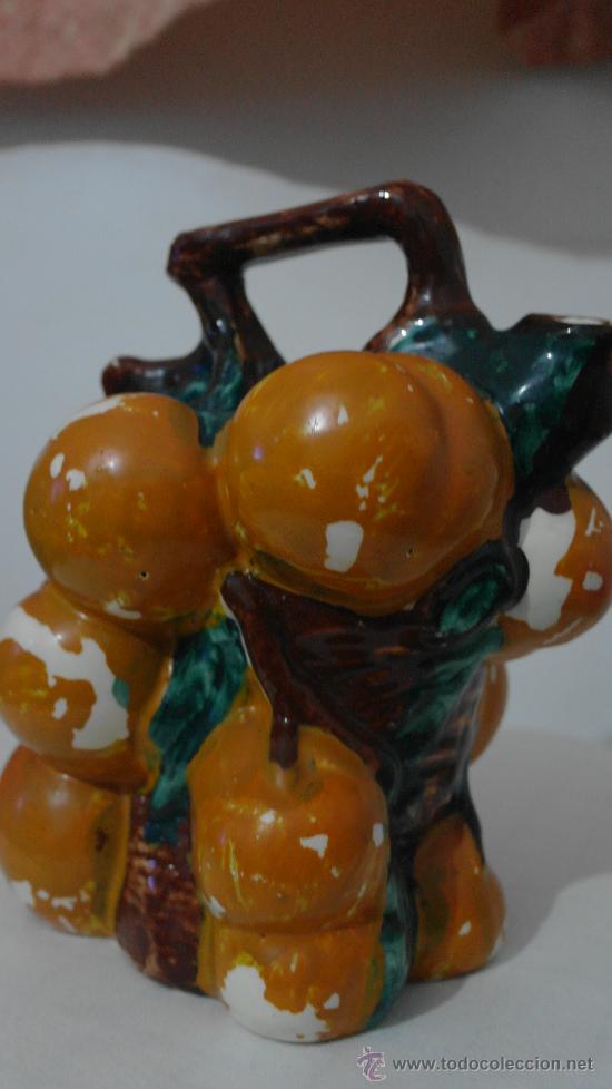 Antig&uuml;edades: antiguo botijo con forma de frutero de manises - Foto 1