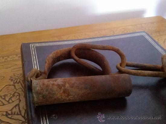 Antig&uuml;edades: ANTIGUOS GRILLETES DE FORJA - Foto 2