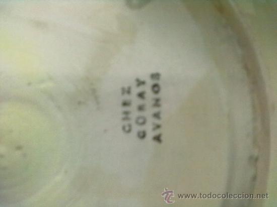 Antig&uuml;edades: PLATO DECORADO A MANO LOZA CHECA - Foto 3