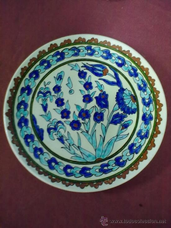 Antig&uuml;edades: PLATO LOZA CHECO PINTADO A MANO - Foto 1