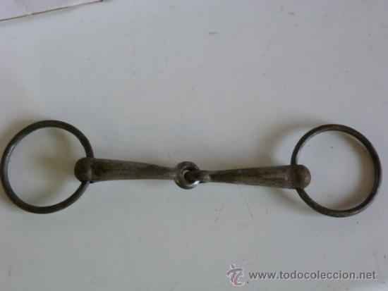Antig&uuml;edades: Bocado Filete para caballo - Foto 1