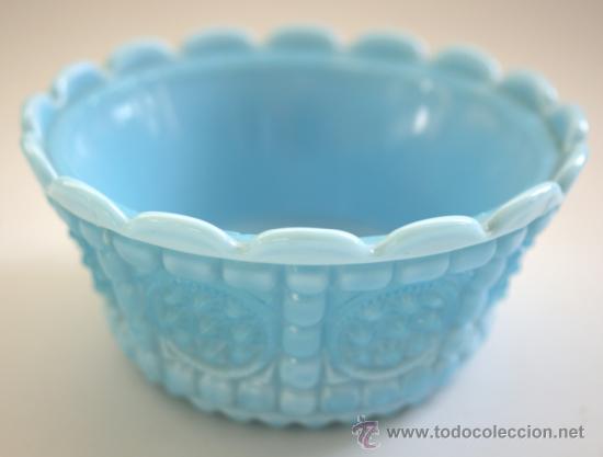Antig&uuml;edades: RECIPIENTE DE CRISTAL OPALINA AZUL - PP. S. XX - Foto 1