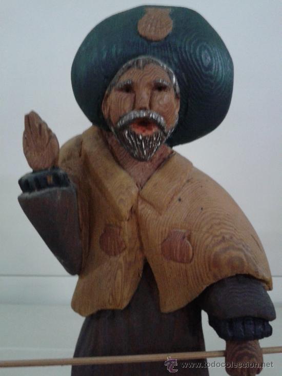 Antig&uuml;edades: TALLA EN MADERA -- PEREGRINO -- - Foto 2
