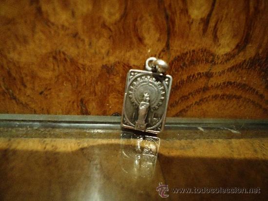 Antig&uuml;edades: MEDALLA RECTANGULAR DE PLATA - Foto 2