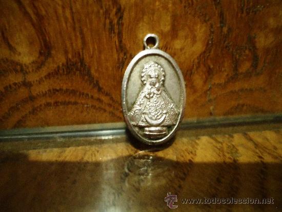 Antig&uuml;edades: MEDALLA DE PLATA  OVALADA DE LA VIRGEN - Foto 1