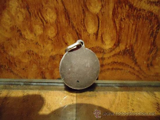 Antig&uuml;edades: MEDALLA EN PLATA DE LA VIRGEN - Foto 2