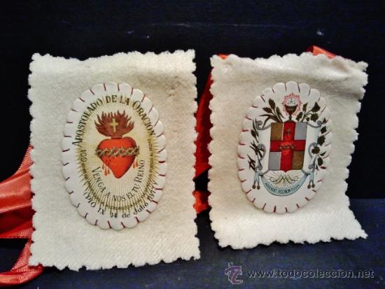 Antig&uuml;edades: Escapulario textil del Apostolado de la Oraci&oacute;n. - Foto 1