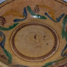 Antigüedades: MUY BONITA FUENTE ,LEBRILLO ANTIGUA EN CERAMICA DE LUCENA,(CORDOBA),S. XIX