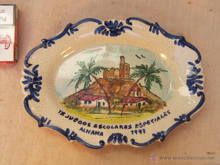 Antig&uuml;edades: BANDEJA EN CERAMICA DE LORCA - Foto 1