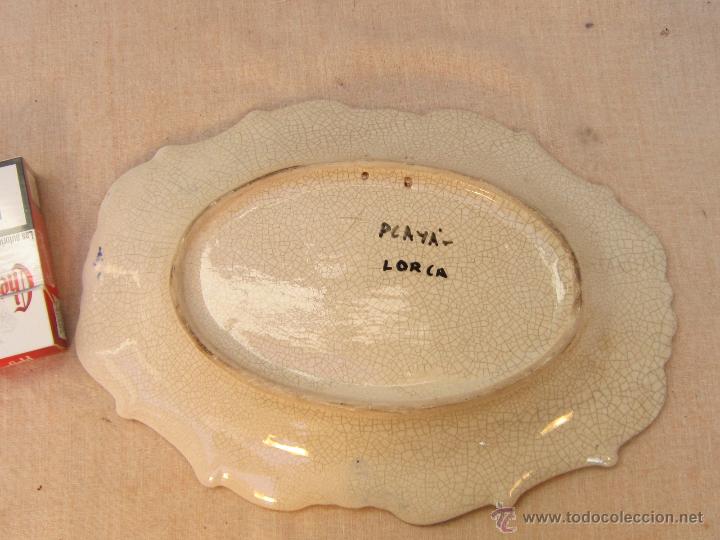 Antig&uuml;edades: BANDEJA EN CERAMICA DE LORCA - Foto 2