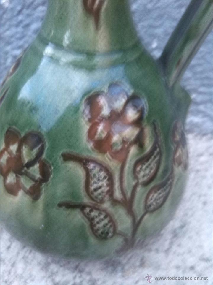 Antig&uuml;edades: vieja y preciosisima aceitera. - Foto 2