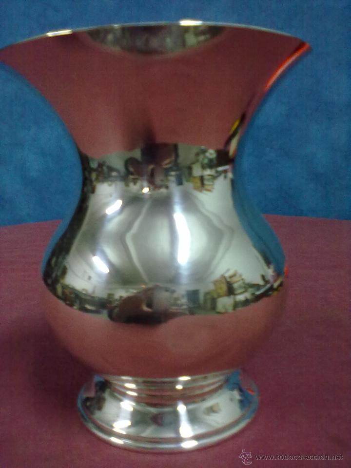Antig&uuml;edades: JARRA DE METAL PLATEADO SIN CONSTRASTAR - Foto 2