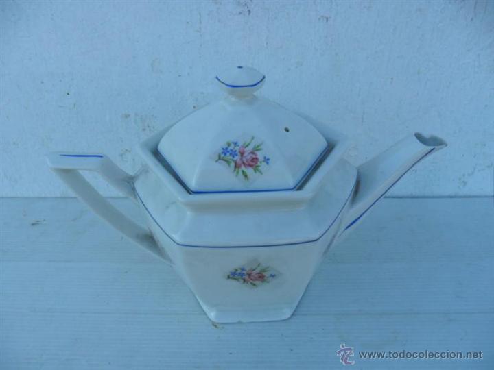 Antig&uuml;edades: cafetera de porcelana vistaalegre - Foto 1