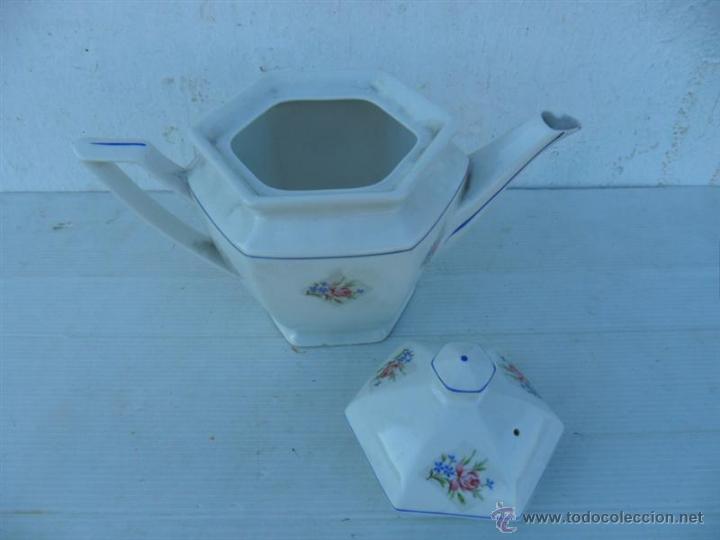 Antig&uuml;edades: cafetera de porcelana vistaalegre - Foto 2