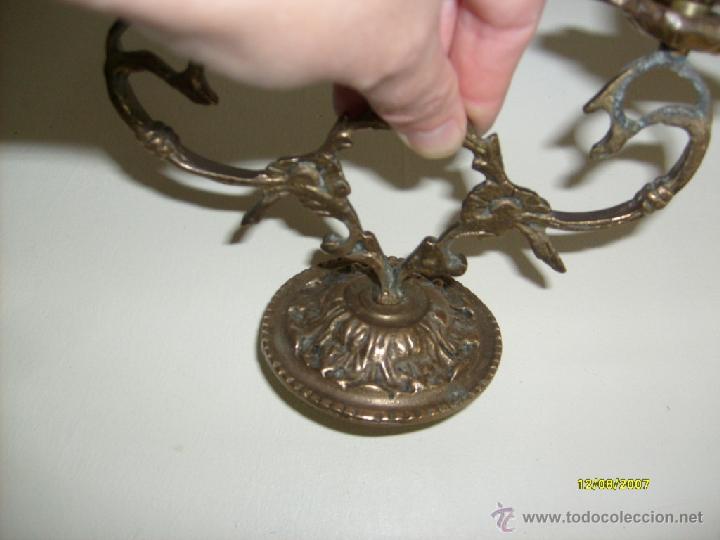 Antig&uuml;edades: Pareja candelabros dos brazos - Foto 11