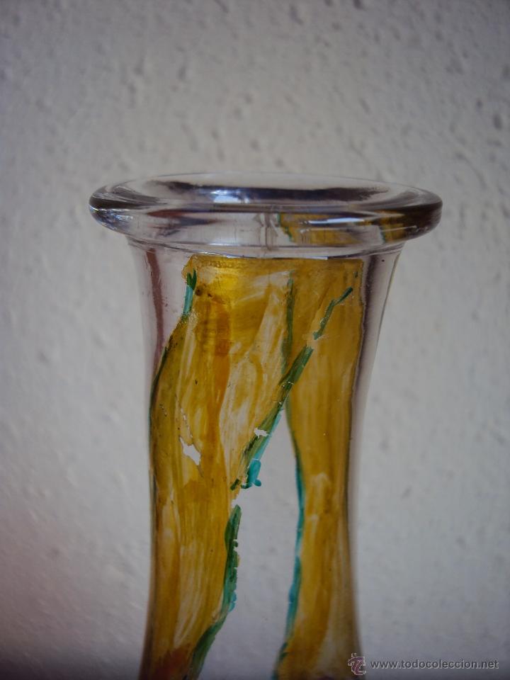 Antig&uuml;edades: (BOT-15)BOTELLA DE CRISTAL ANTIGUO DECORADA A MANO - Foto 2