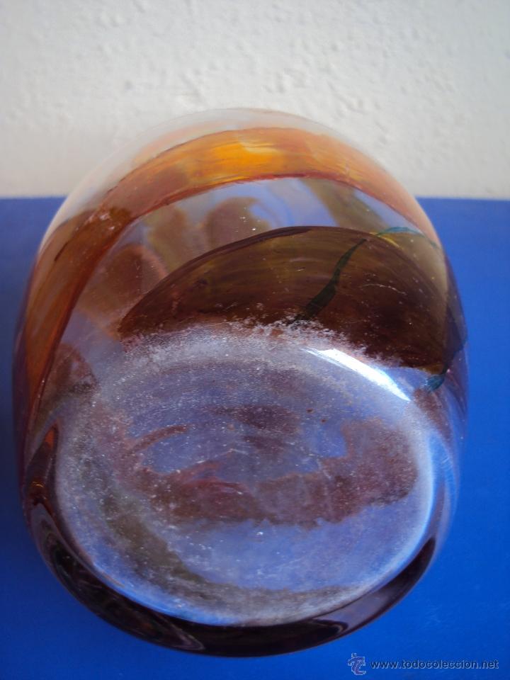 Antig&uuml;edades: (BOT-15)BOTELLA DE CRISTAL ANTIGUO DECORADA A MANO - Foto 5