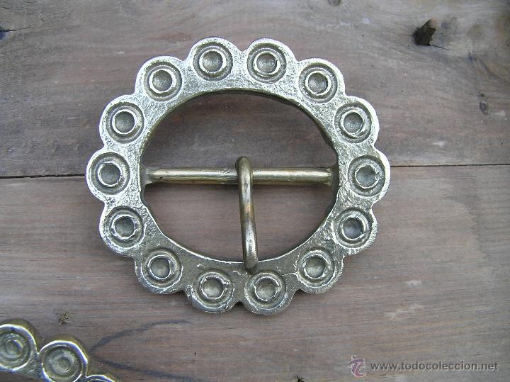 Antig&uuml;edades: HEBILLAS DE BRONCE - SXIX - LOTE DE 5. - Foto 2