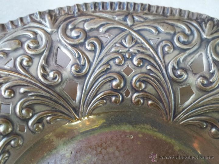 Antig&uuml;edades: Antiguo centro de mesa en metal plateado - Foto 3