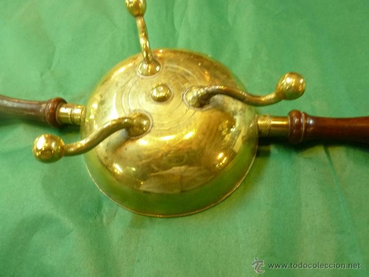 Antig&uuml;edades: antigua chofeta de bronce - Foto 2