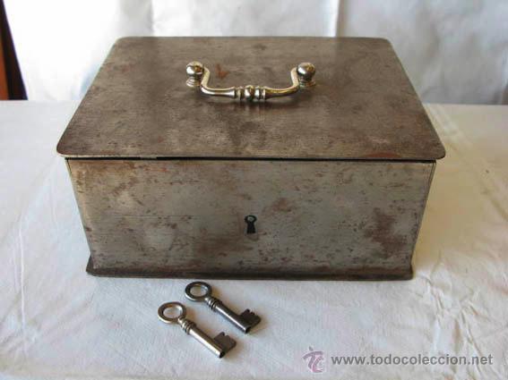 Antig&uuml;edades: caja de caudales o dinero - Foto 1