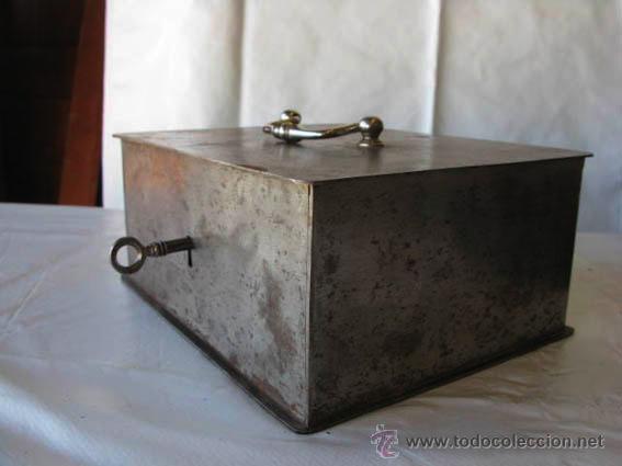 Antig&uuml;edades: caja de caudales o dinero - Foto 5