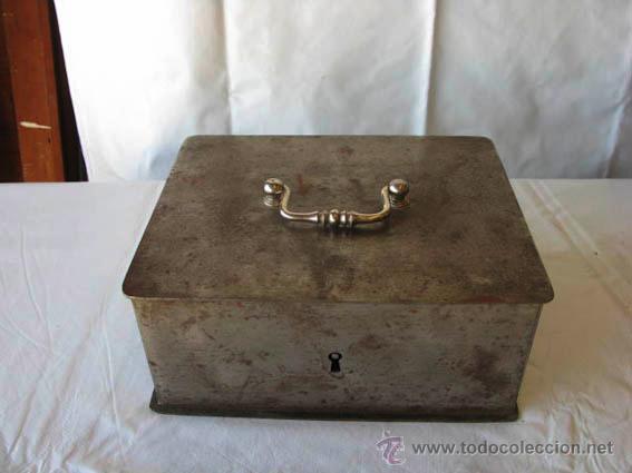 Antig&uuml;edades: caja de caudales o dinero - Foto 8
