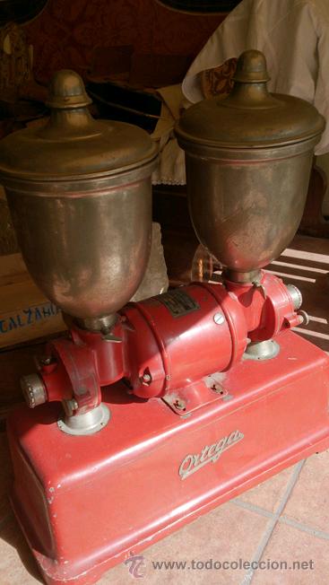 Antiquit&eacute;s: GRAN MOLINO DE CAF&Eacute; MARCA ORTEGA , ALTURA 75 CM, ANCHO 60 CM
