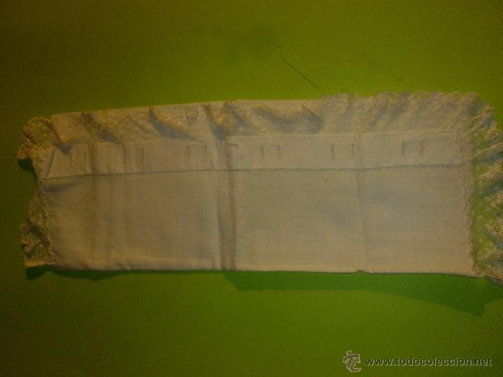 Antig&uuml;edades: FUNDA DE ALMOHAD&Oacute;N DE BEBE - Foto 1