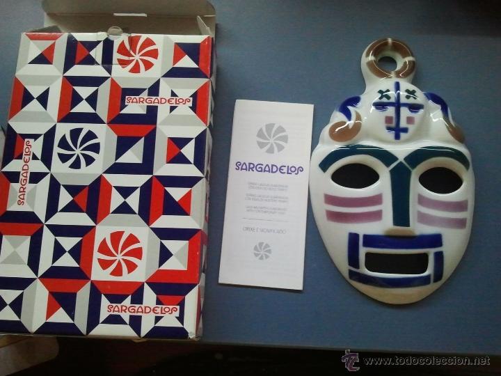 Antig&uuml;edades: mascara de sargadelos en  caja - Foto 1