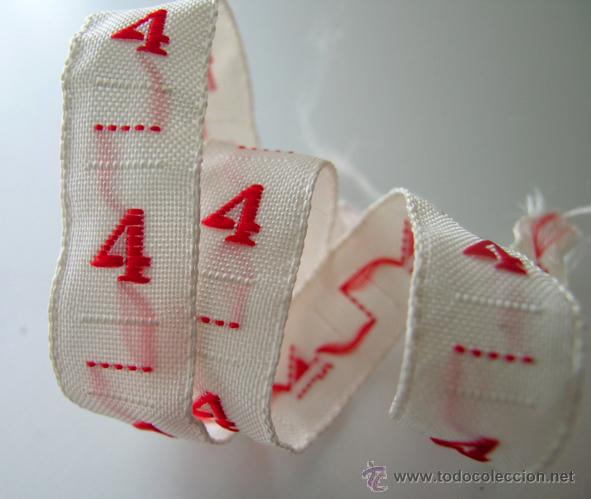 Antiguidades: Antigua Cinta Algod&oacute;n n&uacute;mero *4* bordado rojo. A Estrenar. 16 n&uacute;meros -- Ancho cinta 9mm | Vintage