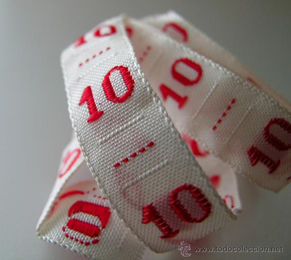 Antiguidades: Antigua Cinta Algod&oacute;n n&uacute;mero *10* bordado rojo. A Estrenar. 28 n&uacute;meros - Ancho 9mm | Vintage