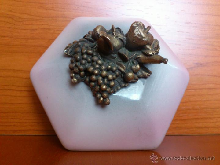 Antig&uuml;edades: Antiguo joyero en ceramica CAPODIMONTE - Foto 12