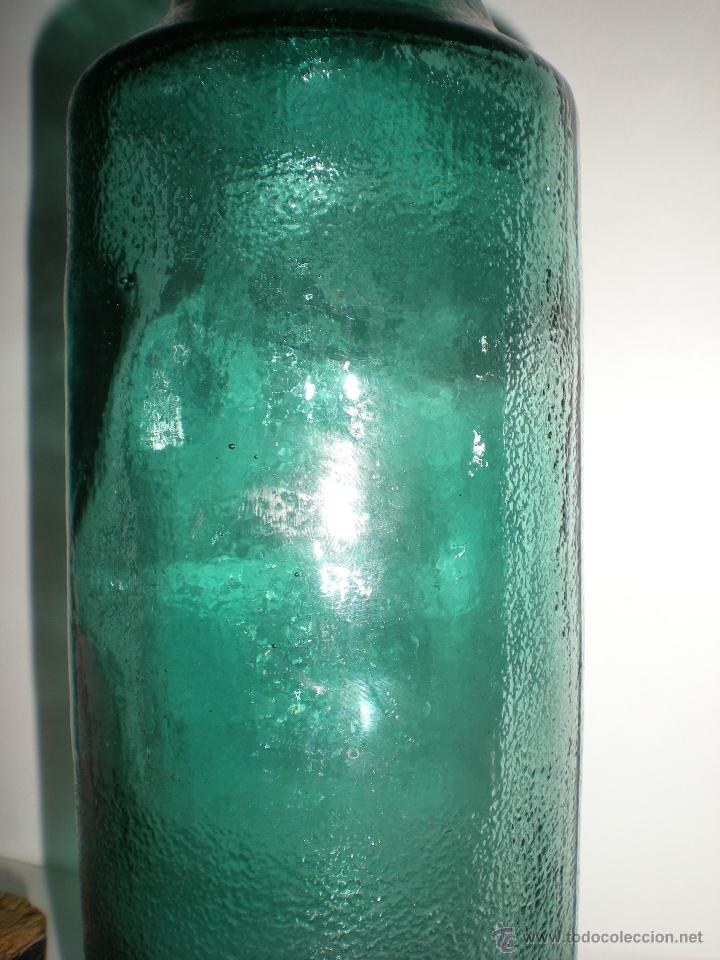 Antigüedades: antiguo frasco grande en cristal grueso azul con imperfecciones mediados siglo XIX - Foto 2 - 39797340