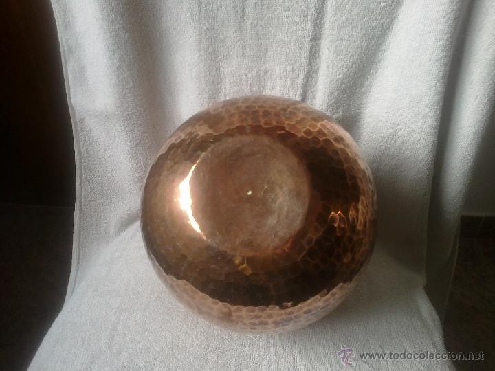 Antig&uuml;edades: ANTIGUO JARRON DE COBRE MIDE: 20 cms de alto - Foto 2