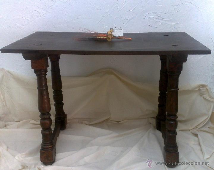 Antig&uuml;edades: MESA MADERA S. XIX. TABLERO RECTANGULAR EN NOGAL Y PATAS TORNEADAS. - Foto 4