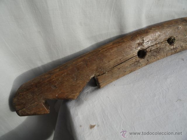 Antig&uuml;edades: ANTIGUO UTIL DE LABRANZA O HERRAMIENTA PARA ANIMALES DE MADERA. - Foto 4