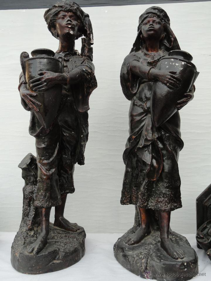 Antig&uuml;edades: PRECIOSAS FIGURAS DE YESO CON PEANAS. - Foto 5