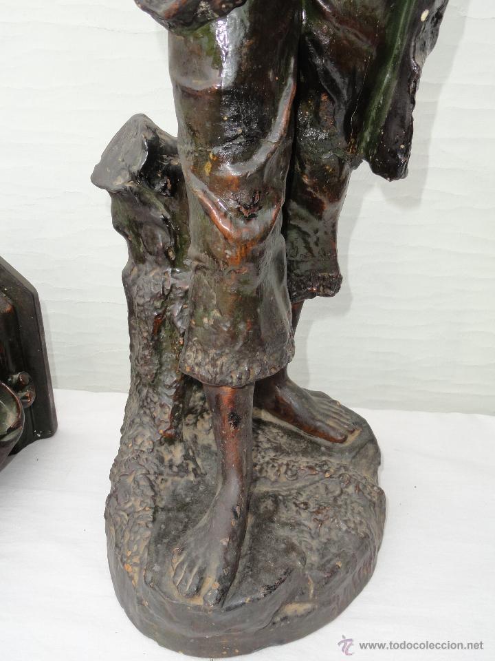 Antig&uuml;edades: PRECIOSAS FIGURAS DE YESO CON PEANAS. - Foto 13