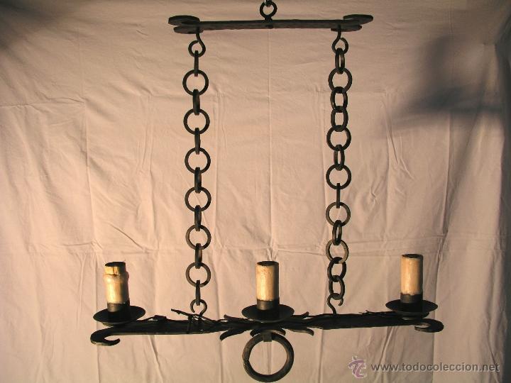 Antig&uuml;edades: LAMPARA ESTILO MEDIEVAL DE HIERRO FORJADO. - Foto 4