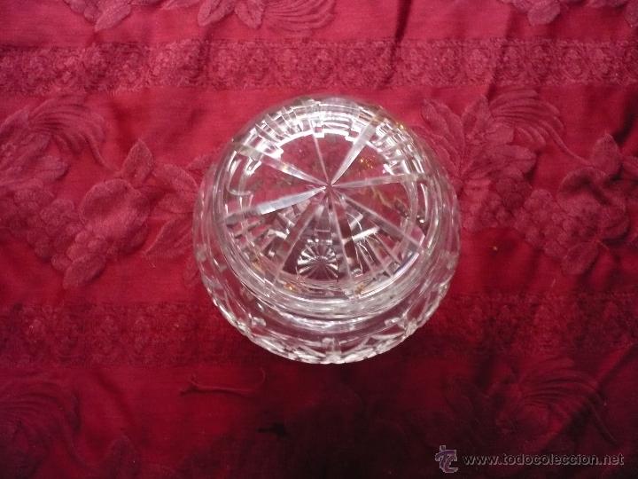 Antig&uuml;edades: Bombonera de cristal tallado - Foto 4